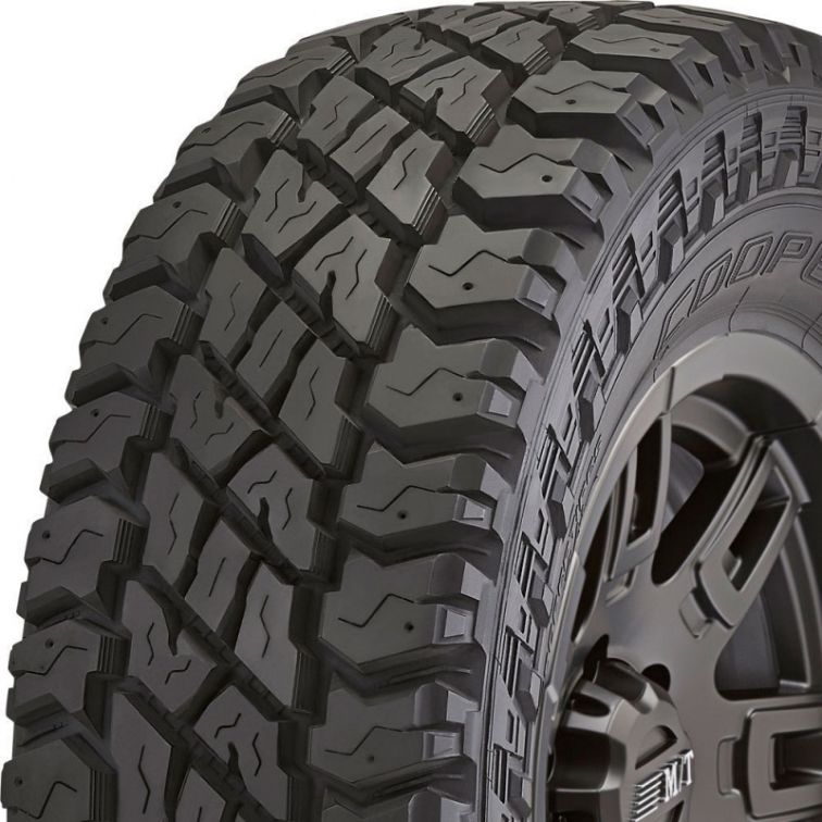 Cooper Discoverer S/T Maxx All Season