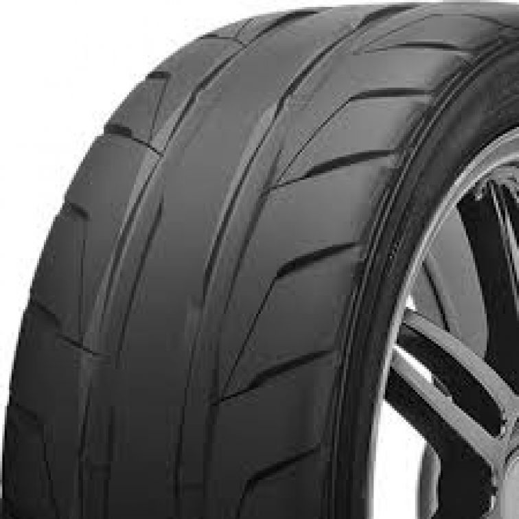 Nitto NT05 Competition